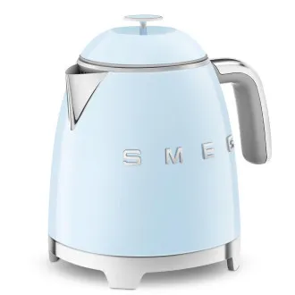 Smeg KLF05PBEU mini rychlovarná konvice, 0, 8 l / 3 šálky, 1400 W, styl 50. let, pastelově modrá