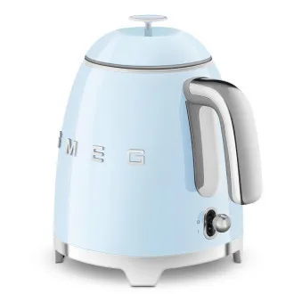 Smeg KLF05PBEU mini rychlovarná konvice, 0, 8 l / 3 šálky, 1400 W, styl 50. let, pastelově modrá